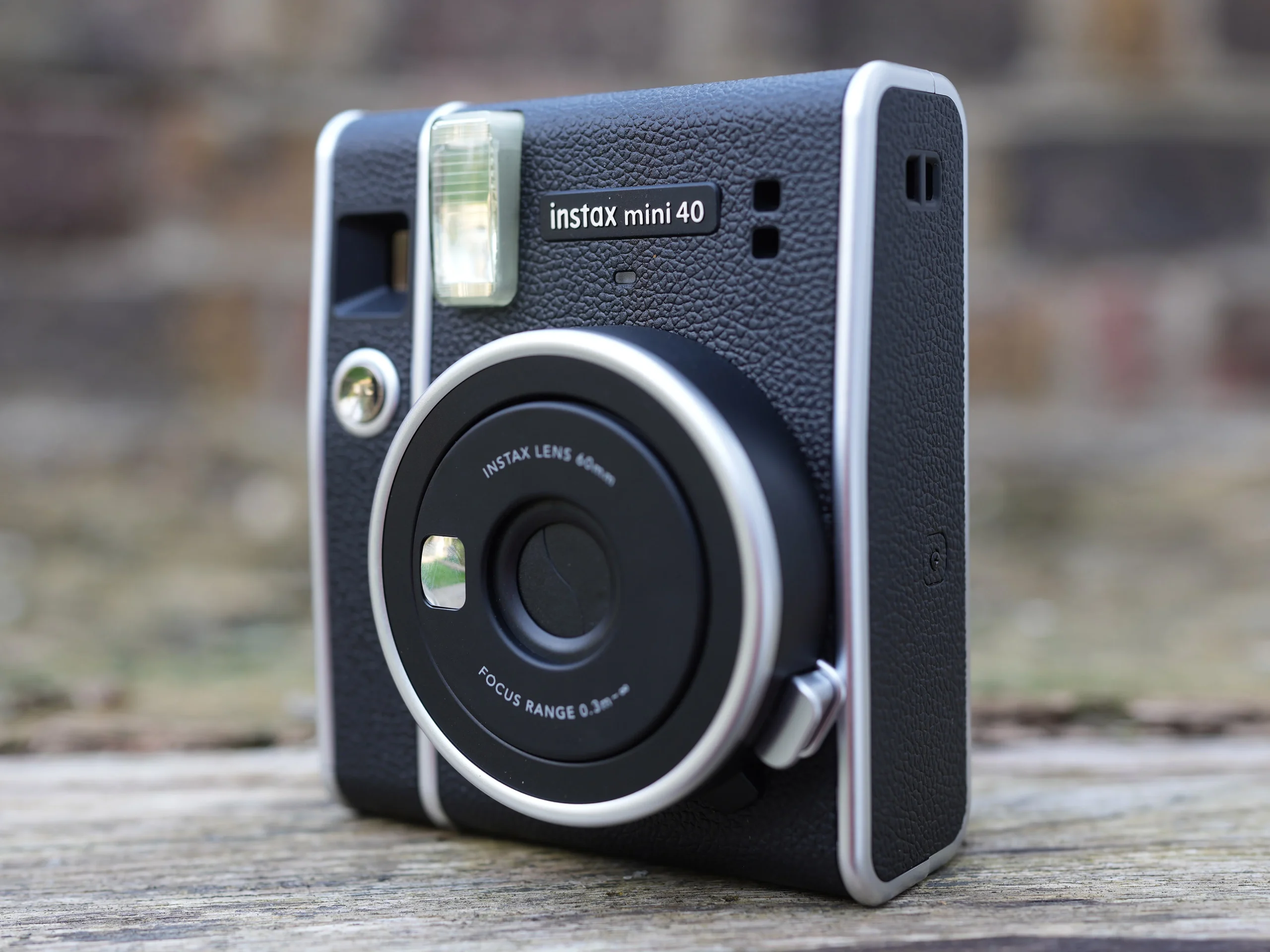Fujifilm Instax Mini 40 Not Working: Troubleshooting and Solutions 